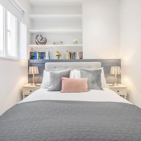 Bright & Modern 2-Bed Notting Hill Apartment لندن المظهر الخارجي الصورة
