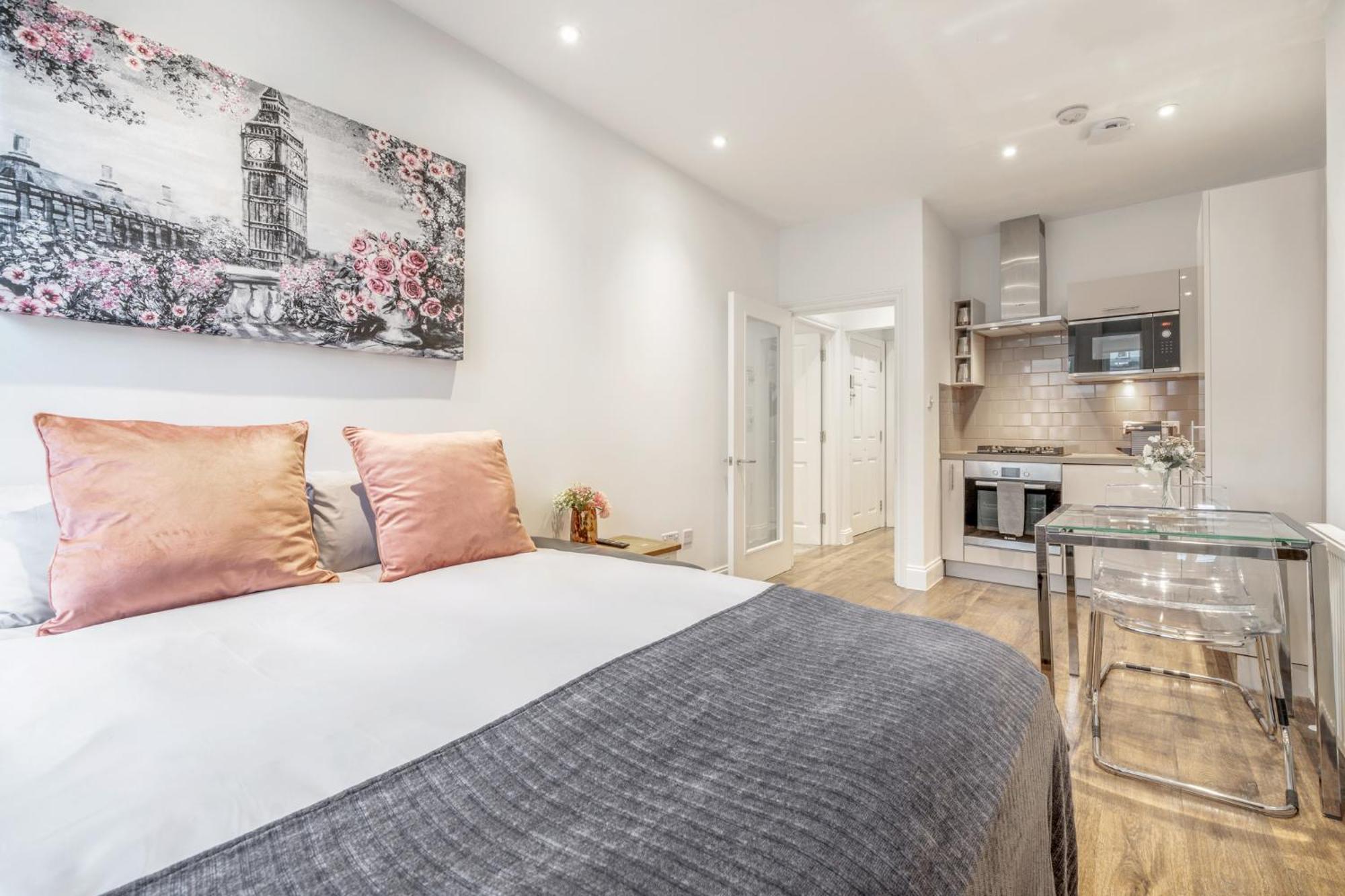 Bright & Modern 2-Bed Notting Hill Apartment لندن المظهر الخارجي الصورة