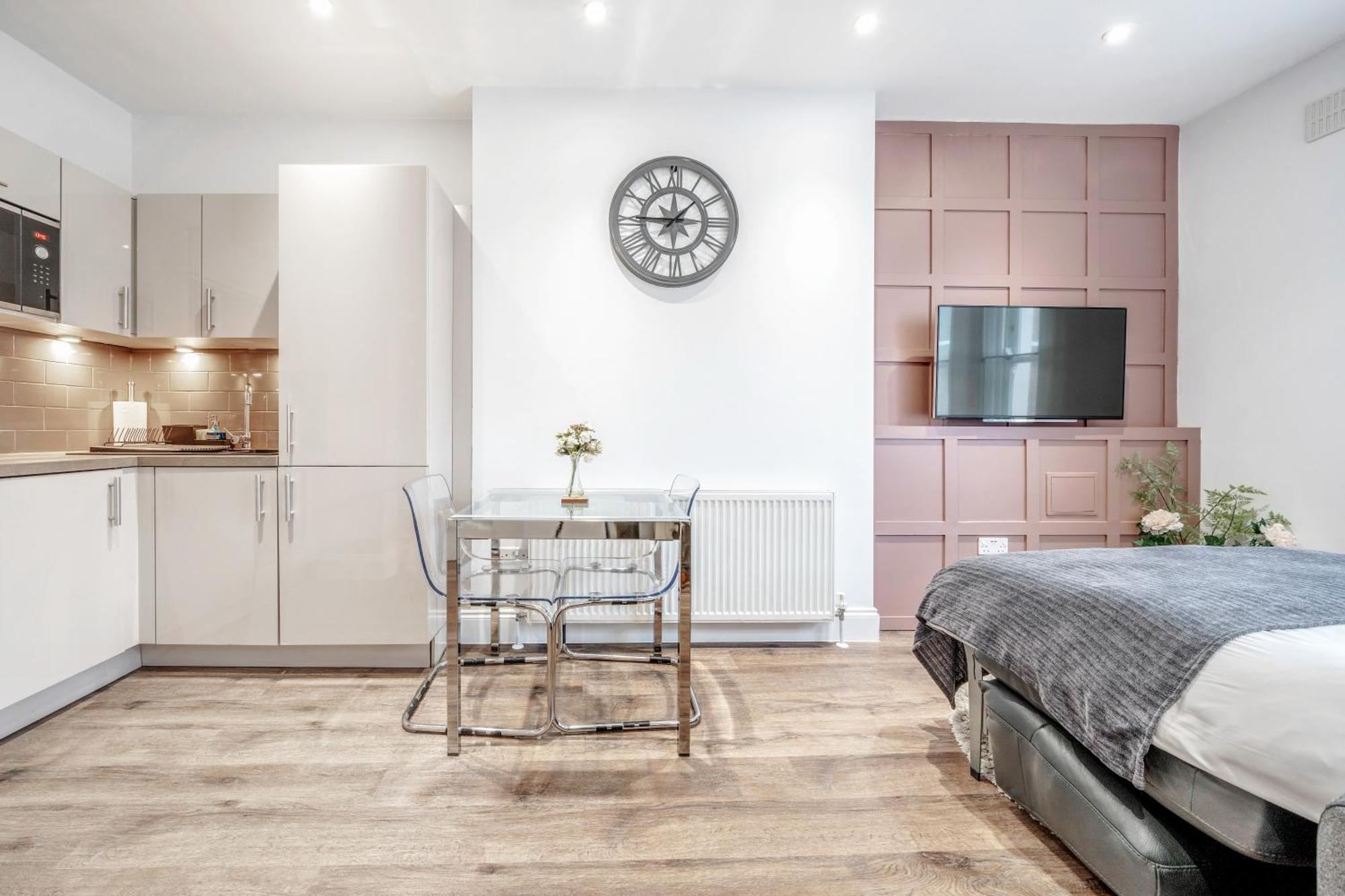 Bright & Modern 2-Bed Notting Hill Apartment لندن المظهر الخارجي الصورة