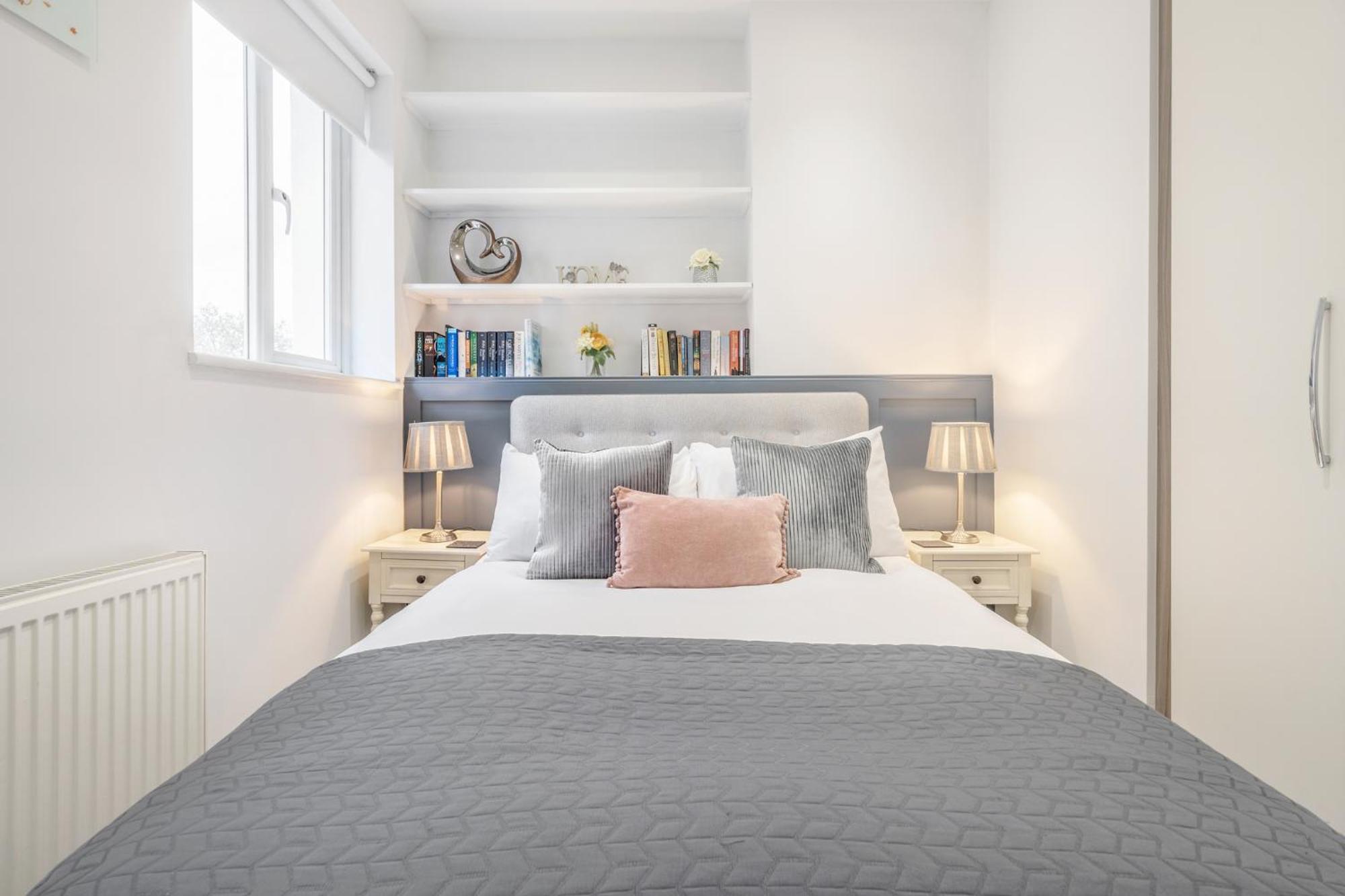 Bright & Modern 2-Bed Notting Hill Apartment لندن المظهر الخارجي الصورة