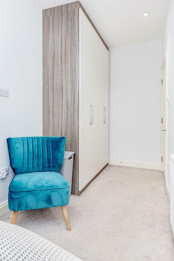 Bright & Modern 2-Bed Notting Hill Apartment لندن المظهر الخارجي الصورة