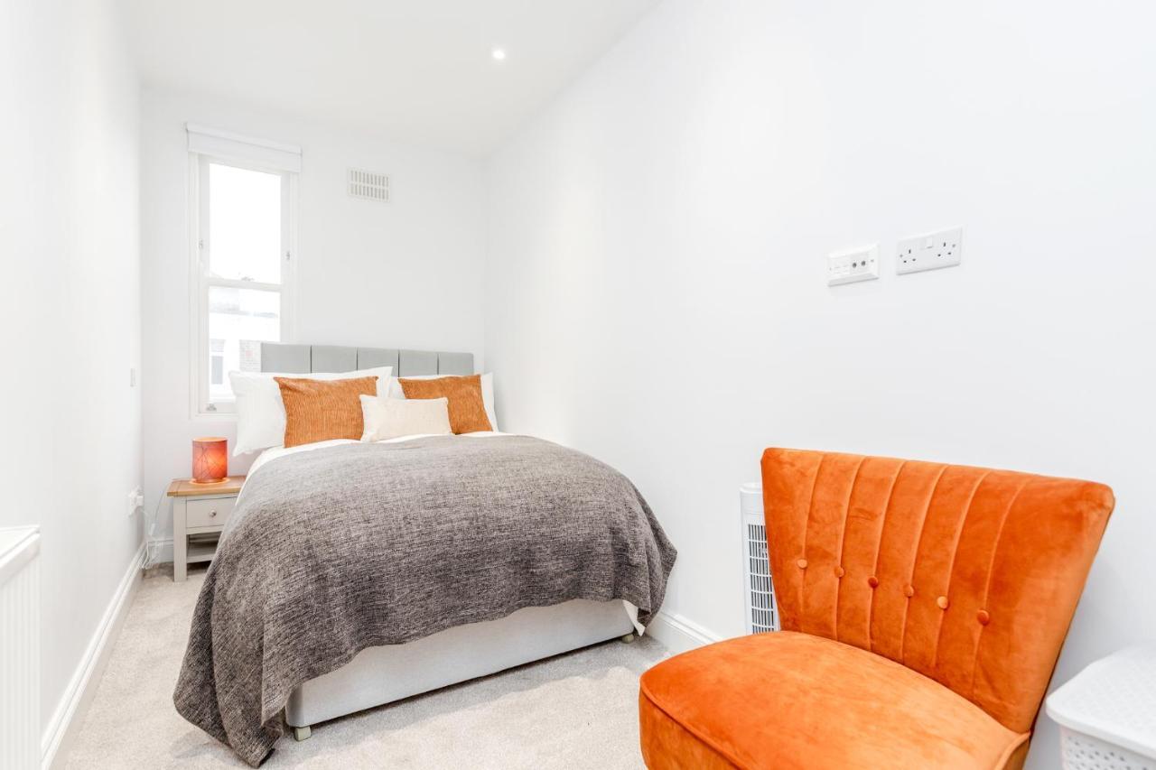 Bright & Modern 2-Bed Notting Hill Apartment لندن المظهر الخارجي الصورة